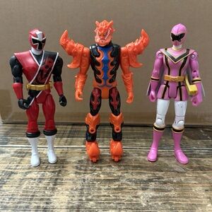 Power Rangers Action Figures Spinferno, Pink Ranger and Red Ranger